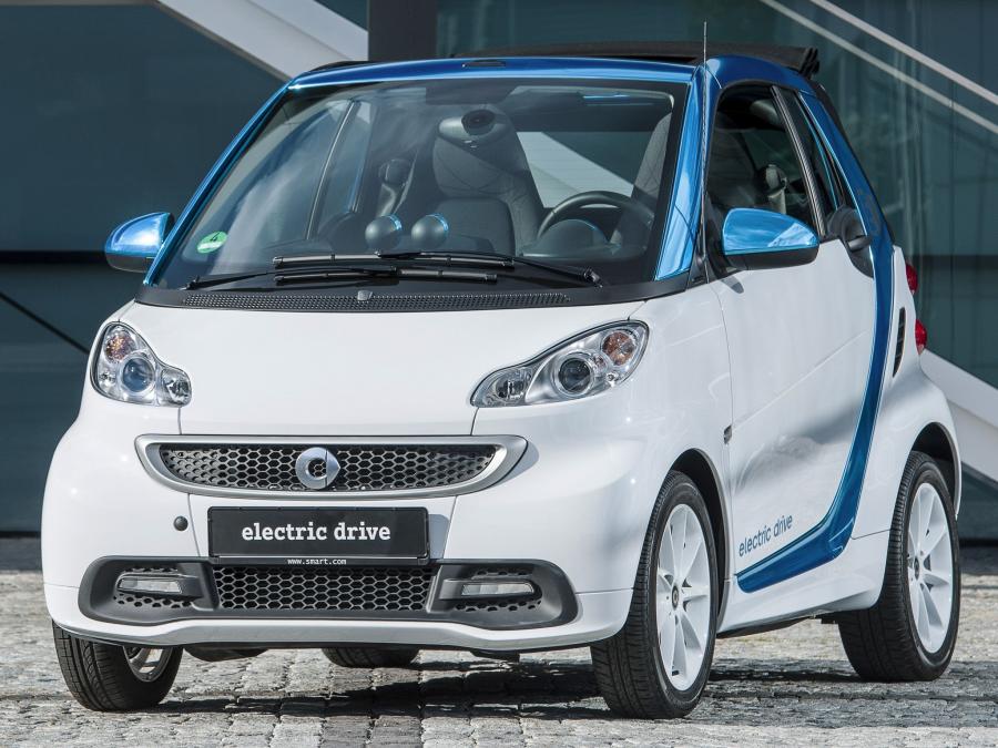  Smart ForTwo Electric Drive Cabrio 2012 года  (фото 7 из 8)